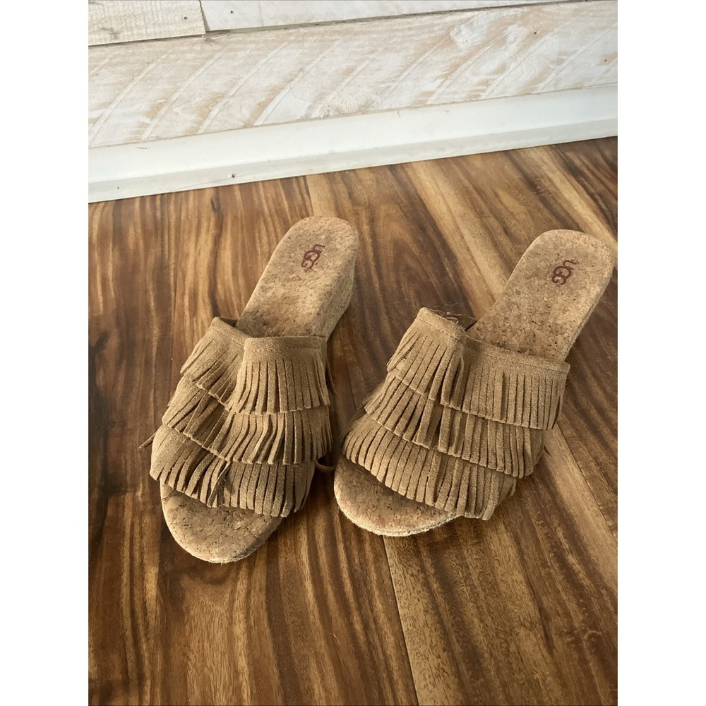 UGG Sandals Womens 9 Kendra Espadrilles Wedge Heels Shoes Brown Fringe Slip On